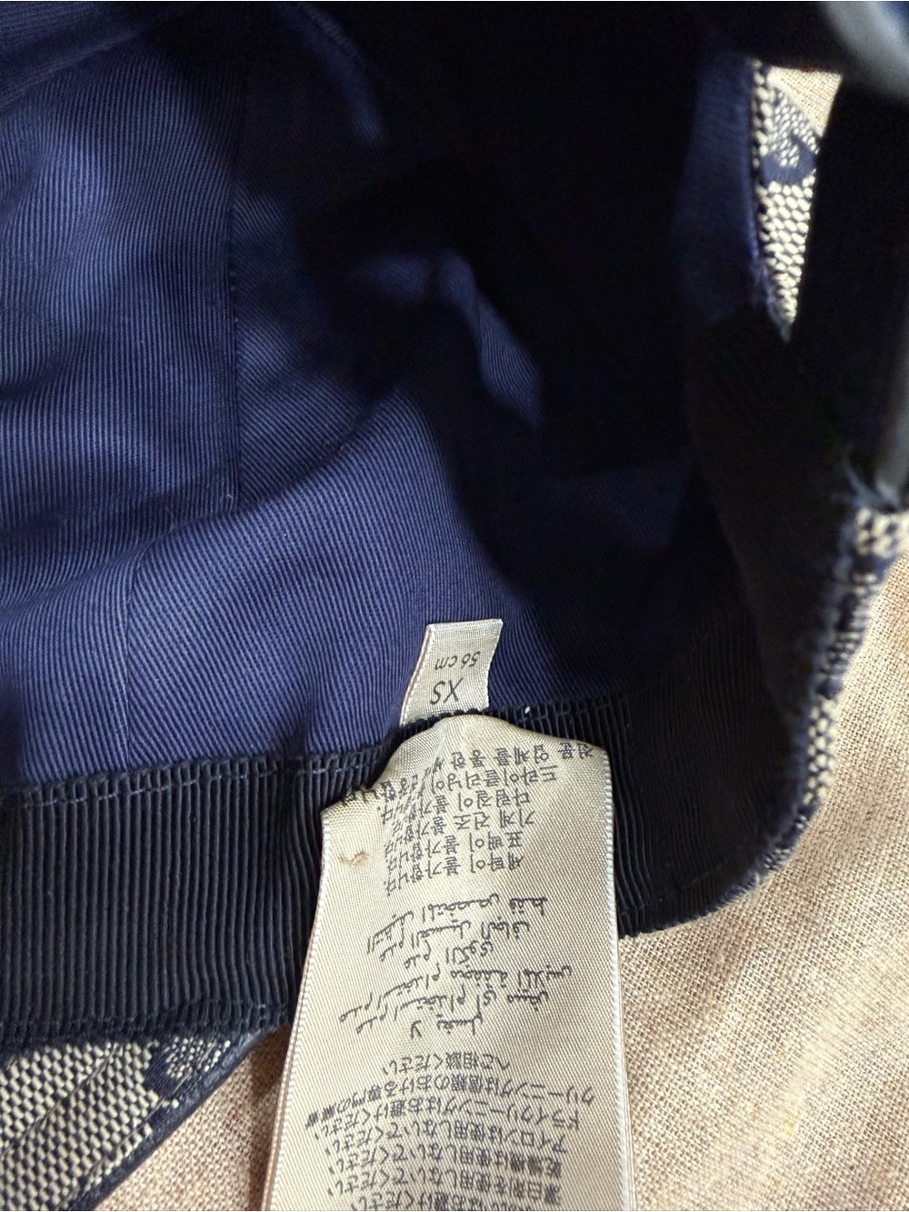 Gucci Beige Monogram Baseball Cap with Red & Navy Web - Picture 4 of 10